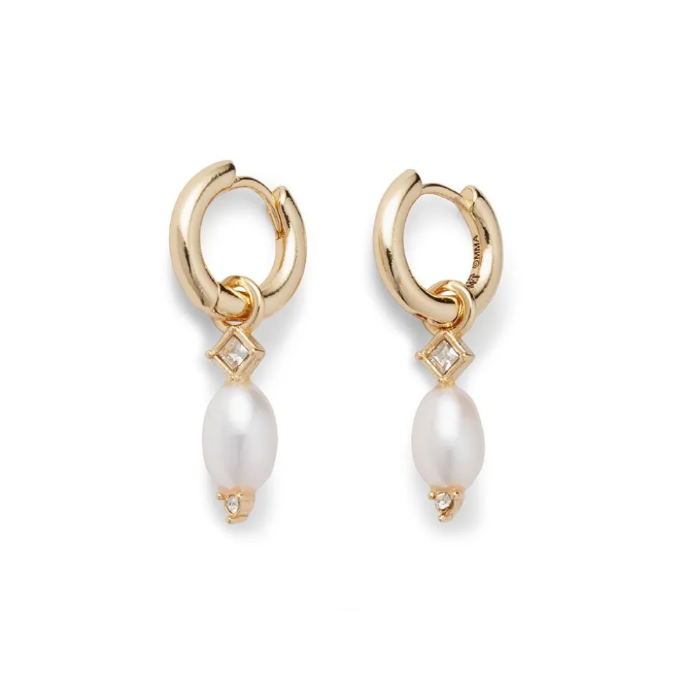 Royal Tudor Small Hoop Earrings with Pearls
